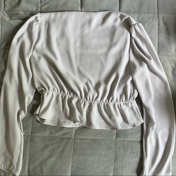 ARITZIA - Sunday Best Blouse - Picture 4 of 4